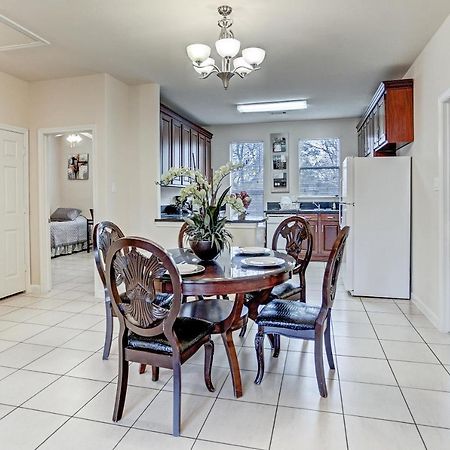Villa Laverne 3 Bedroom Suite Furnished Condos ヒューストン エクステリア 写真